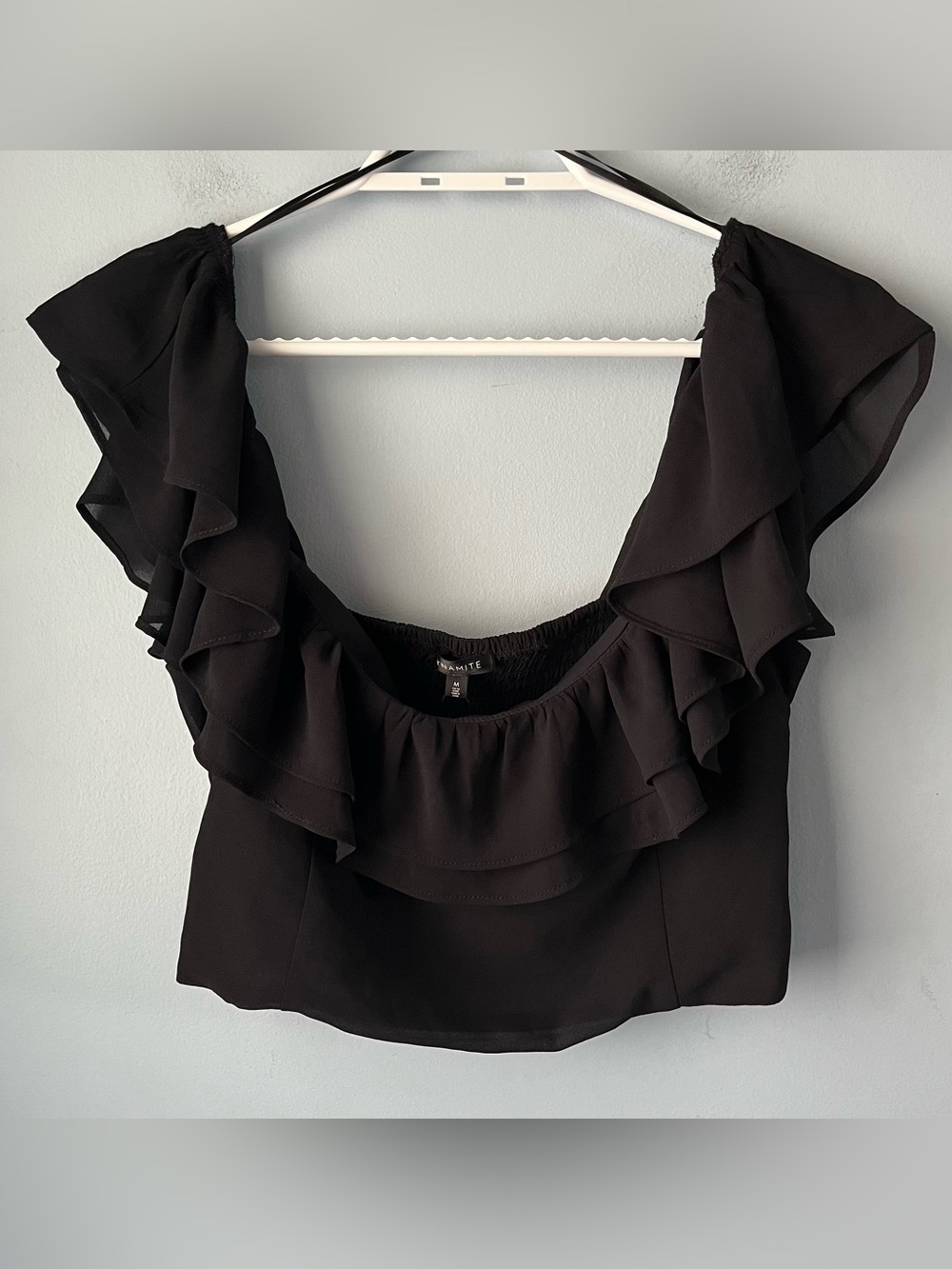 NWT Dynamite Black Ruffle Scoop-Neck Smocked Off-Shoulder Crop Top Size M